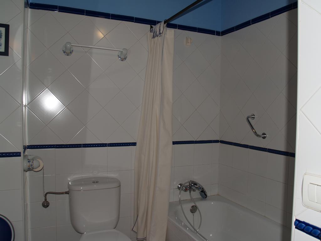 La Casa Del Vado Guest House Hervas Bagian luar foto