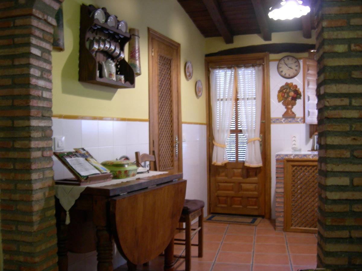 La Casa Del Vado Guest House Hervas Bagian luar foto